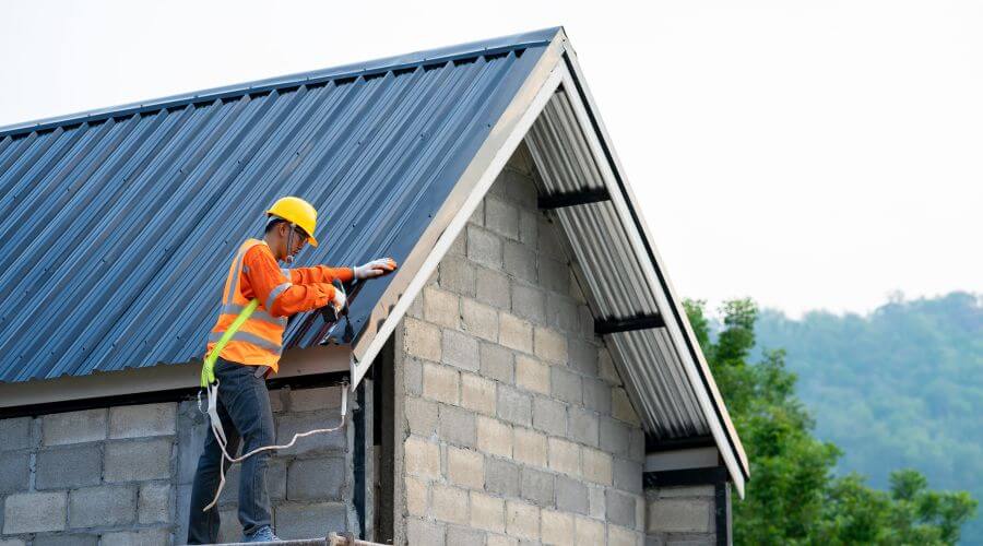 Professional gutter cleaning in Fruitvale, TX